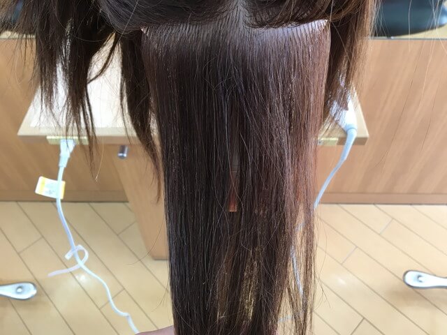 ヘアビューロンと従来のストレートアイロンの比較写真