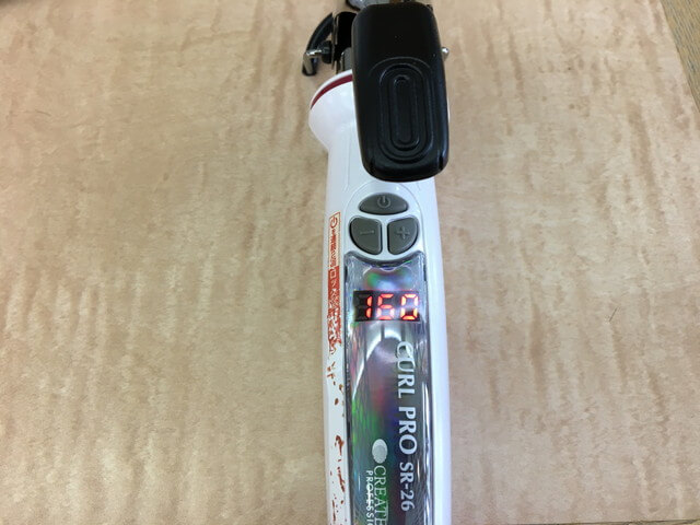 160℃に設定したクレイツのアイロンの写真