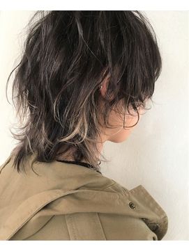 インナーカラーウルフカット