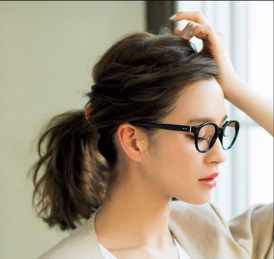 ロブヘアアレンジの写真