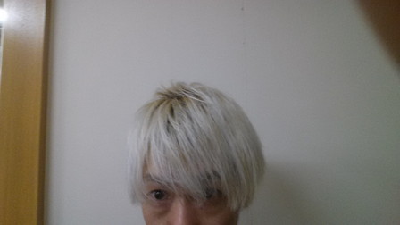 更にホワイトブリーチした写真