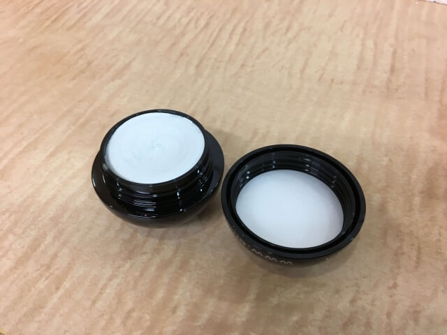 カラーワックス中身の写真