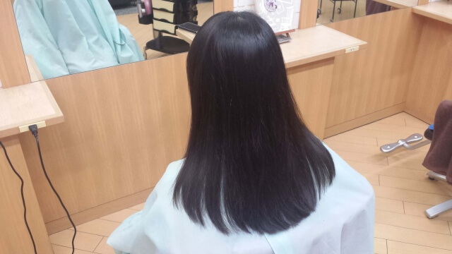 カット終了後の髪の毛の写真