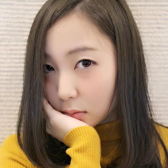 マットアッシュ女性ロング