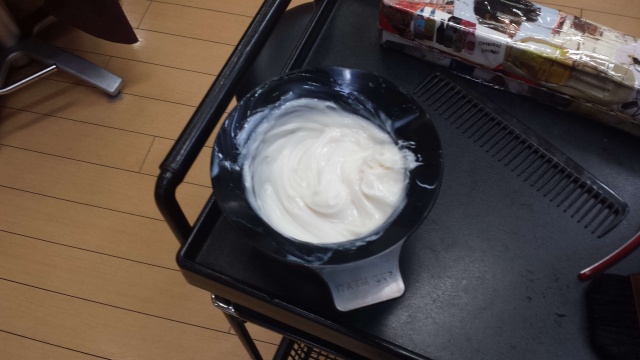 イルミナカラーの薬剤の写真