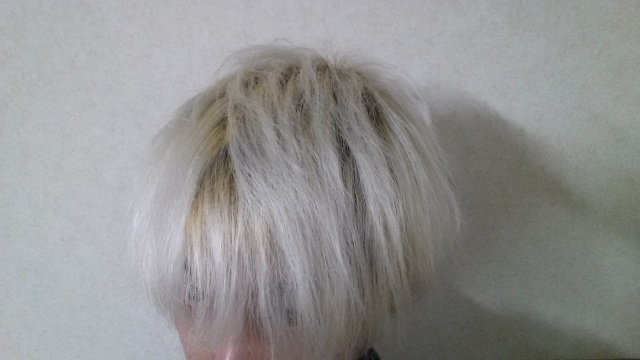 ホワイトブリーチして3日目の写真