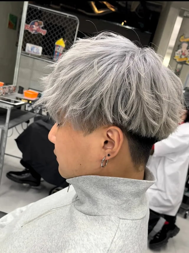 ブリーチメンズヘアカラー