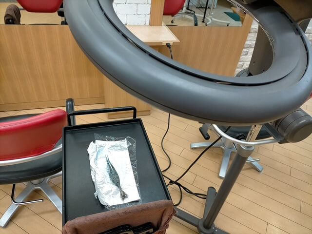温めている髪の毛