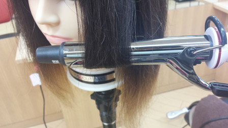 コテ巻きの注意点の写真