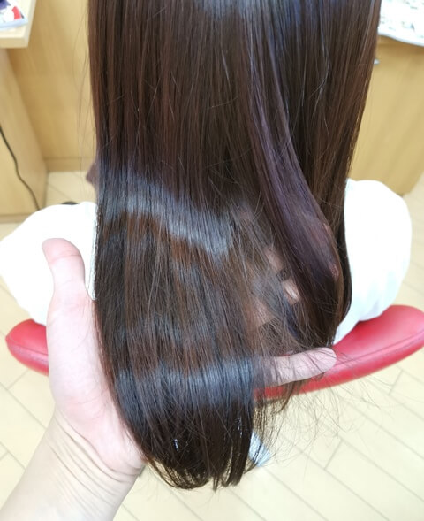 ラベンダーピンクのツヤ感の写真