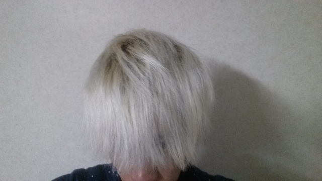 ホワイトブリーチ5日目の色落の写真