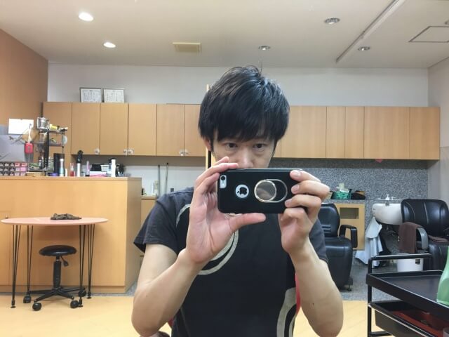 濡れた髪にニベアを付けて乾かした写真