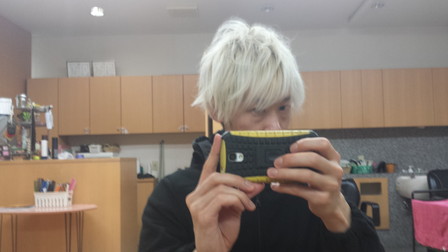 紫シャンプー紫トリートメントを使って4日目の写真　横
