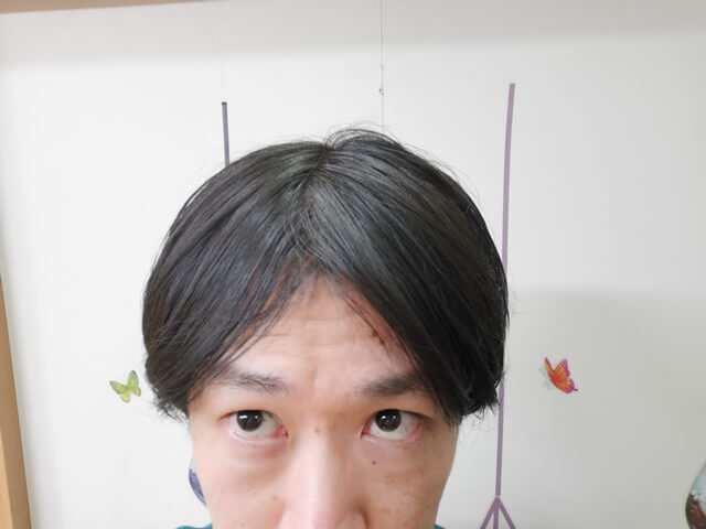 ヘアワックスを水のいらないシャンプーで落とした髪