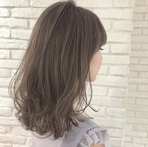 アッシュベージュ