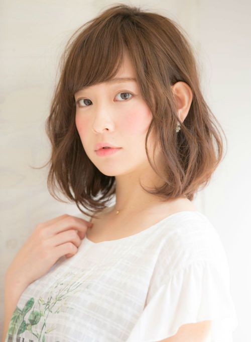 マットアッシュ女性セミロング