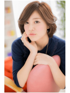 波状毛おススメセミロングの写真