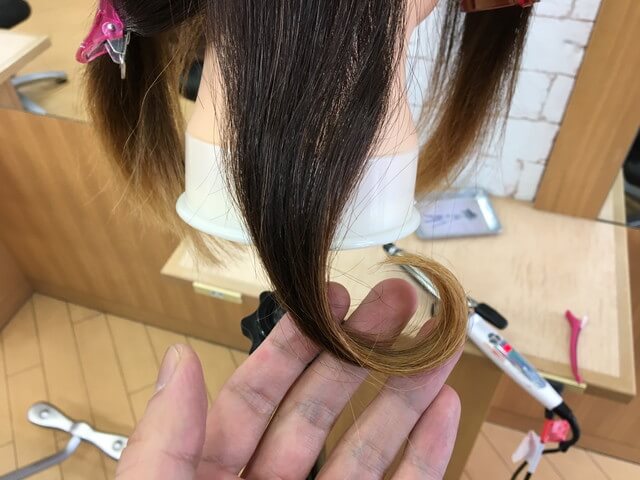 クレイツのアイロンで作ったカールの写真