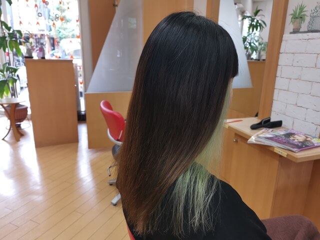 インナーカラーアッシュ色落ち1ヶ月後右